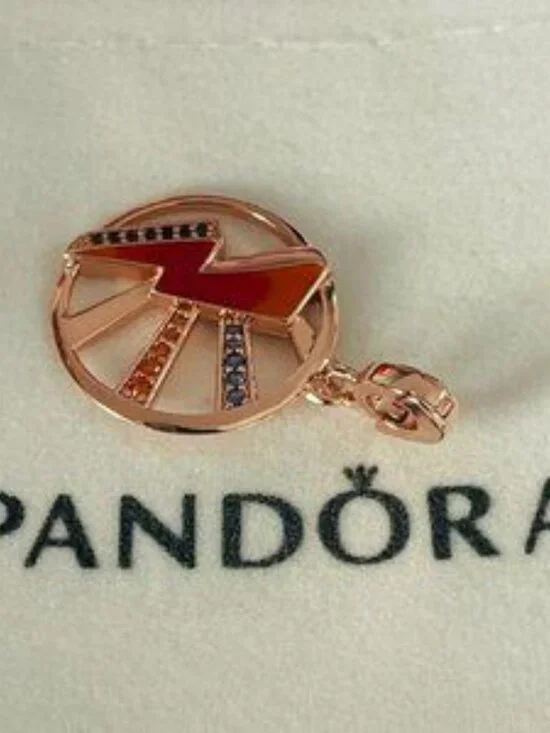 Pandora ME Light Me Up Medallion Dangle Charm Pendant Rose Gold-Plated - Picture 4 of 4